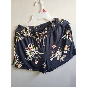 Bixby Nomad Waist Knit Shorts for Girls size 16-18 XL Black with Flower Pattern